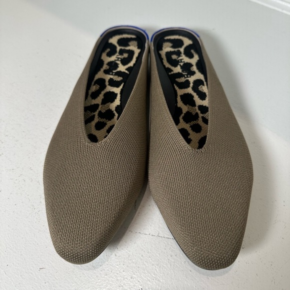 Rothy’s Women’s Flats Size 9 Beige Pointed Toe Knit Slip On Sustainable Shoes - Picture 3 of 8